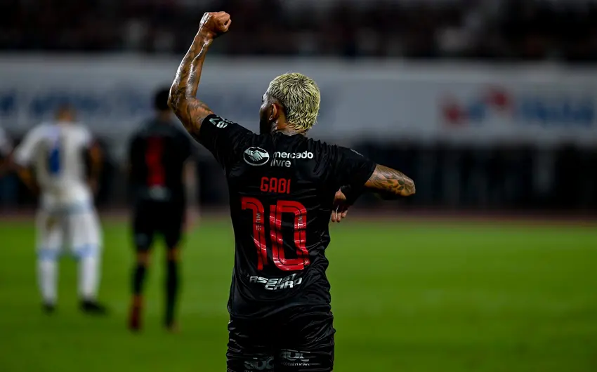 Flamengo é sólido, mas tem clássico com Vasco como tira-teima do início da temporada