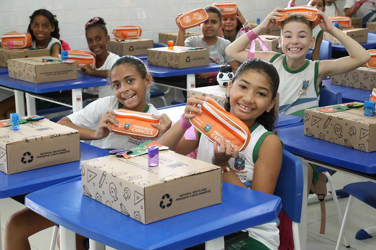 Educação de Cariacica acumula prêmios regionais, estaduais e nacionais em 2026