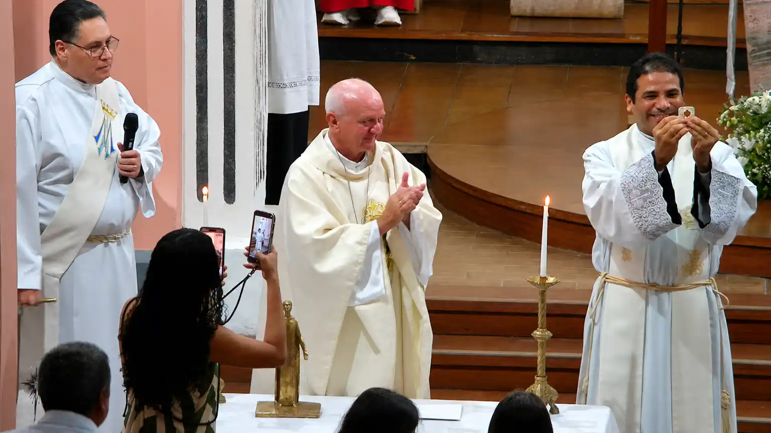 Santuário de Anchieta entrega Relíquia de primeiro grau de São José de Anchieta à Diocese de Paulo Afonso – Bahia