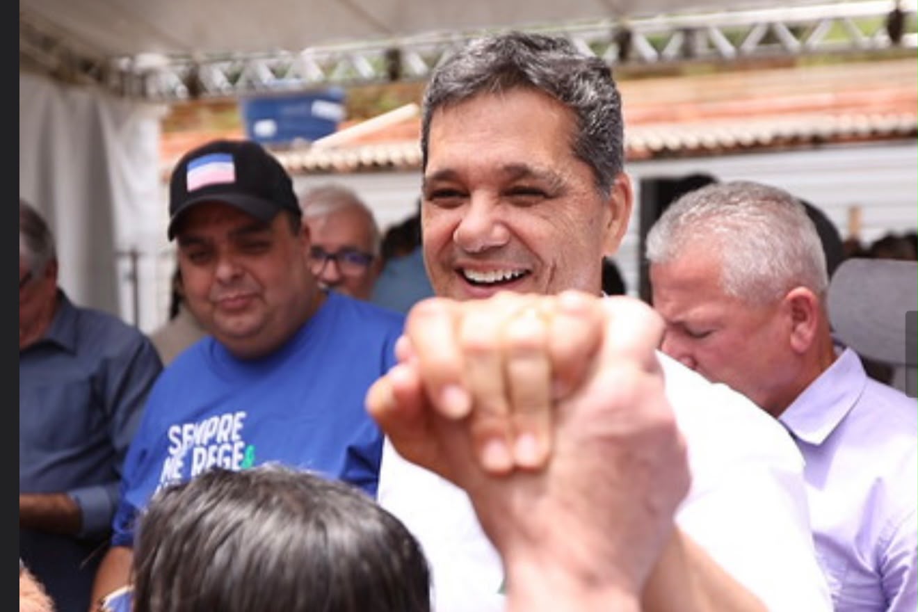 Ricardo cresce e Big Data revela empate técnico com PazoliniFaltando cinco dias para as eleições, disputa está empatada em todos os cenários.