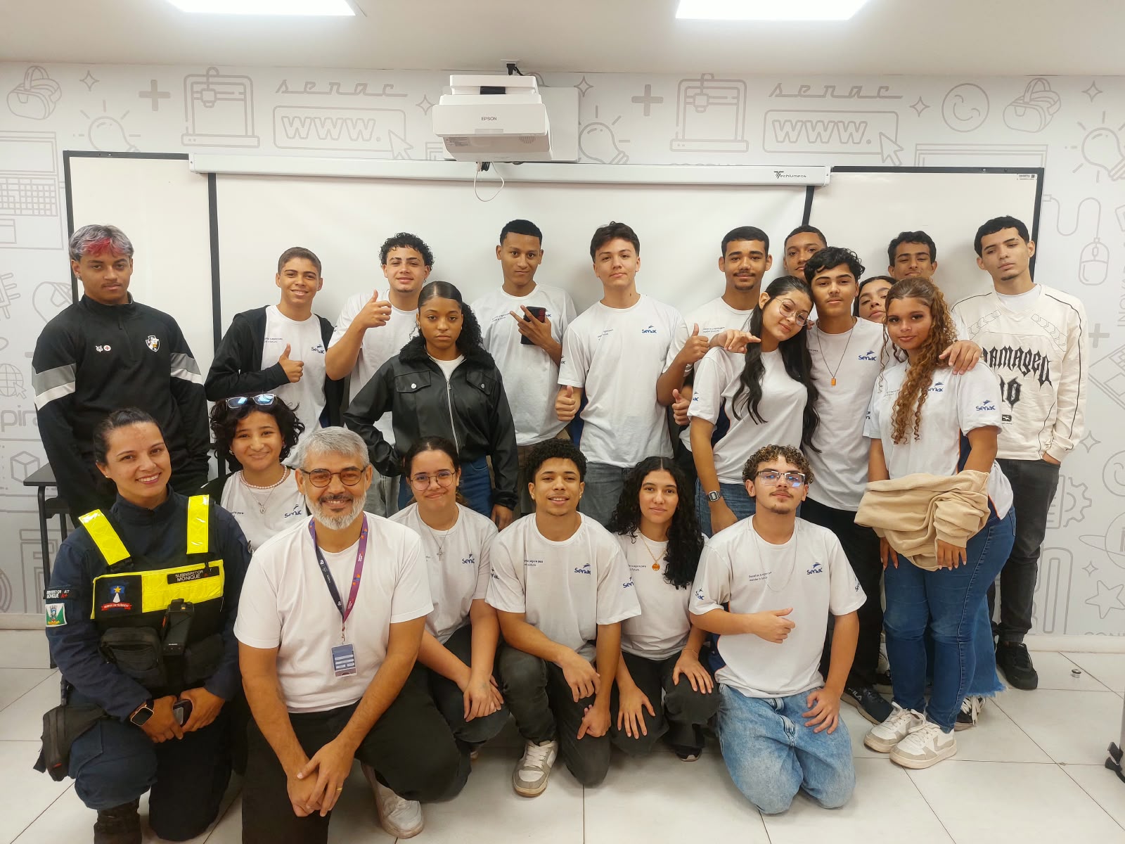 Alunos do Senac participam de palestra educativa sobre segurança no trânsito