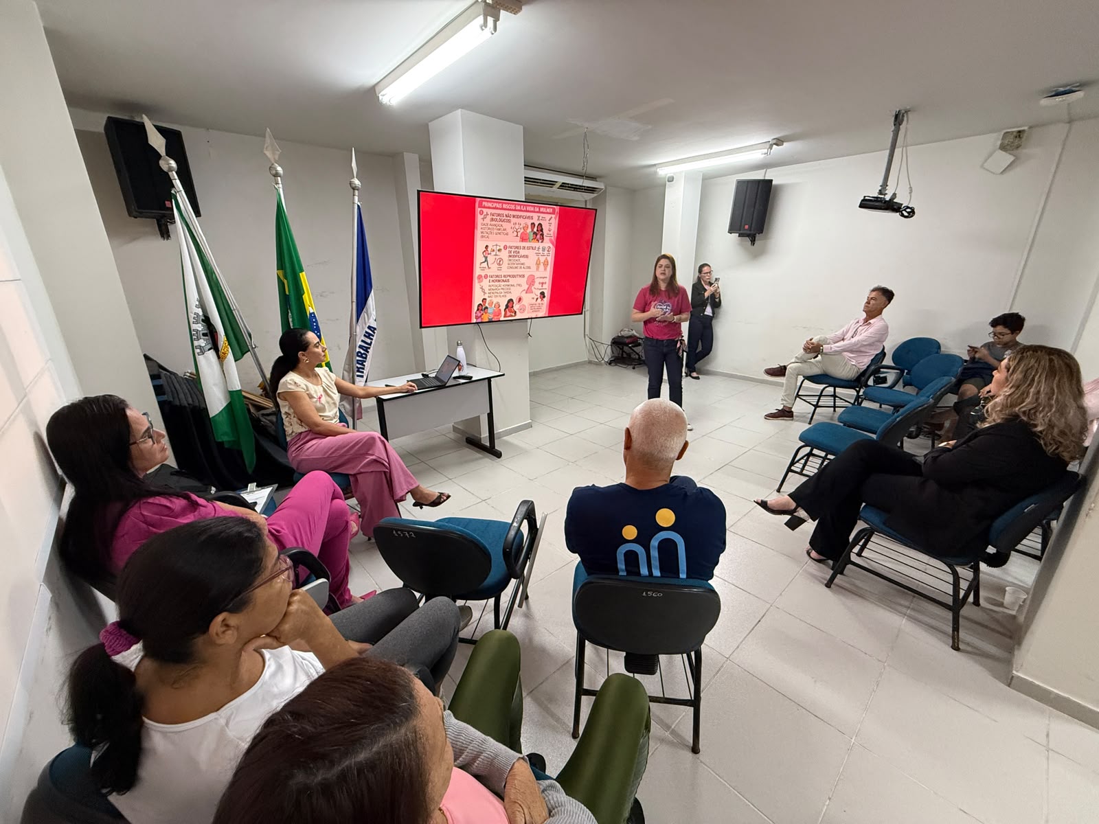 Outubro Rosa: palestra no IPC orienta sobre prevenção do câncer de mama e do colo do útero